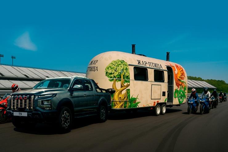 JAC T9 привезет баню-колесницу на мотогонки A5 Motors Motoring