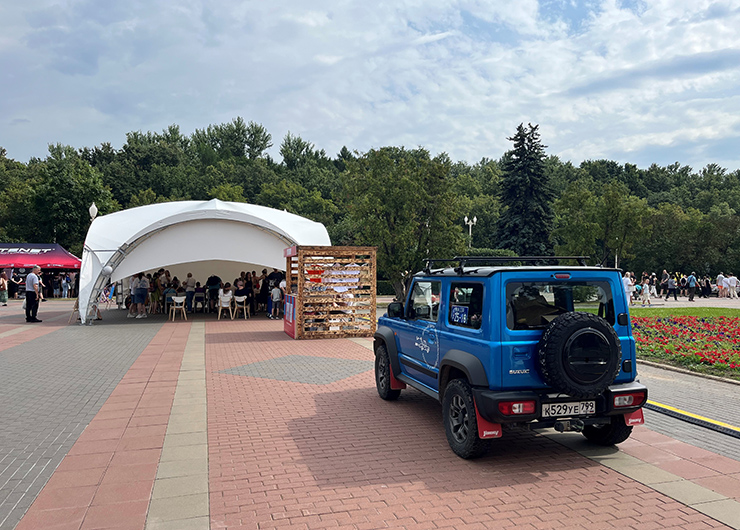 SUZUKI JIMNY НА ФЕСТИВАЛЕ «РЕТРО РЕЙС 2025»