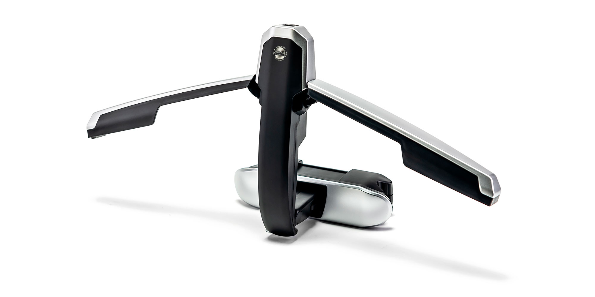 Вешалка для одежды AITO M5