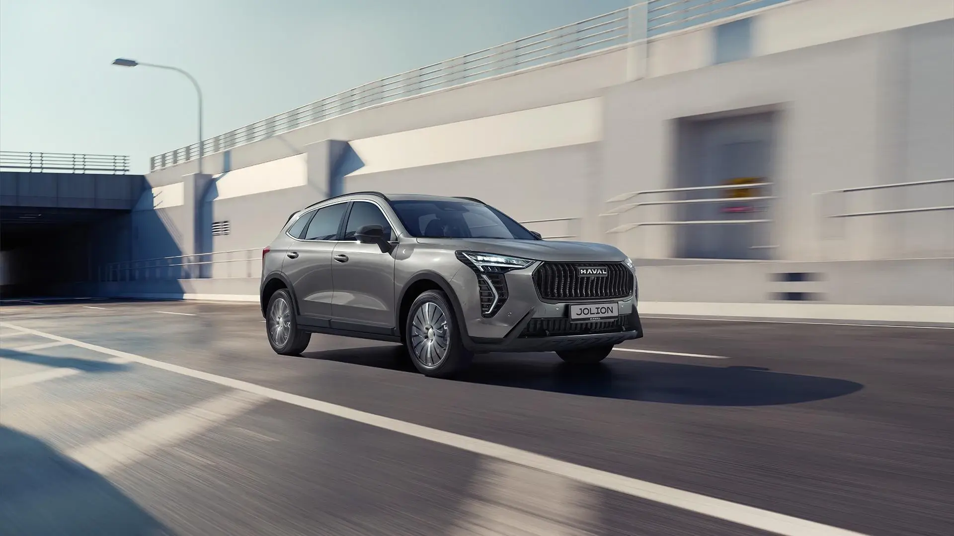 Haval Jolion: Идеальный городской кроссовер для молодых и активных