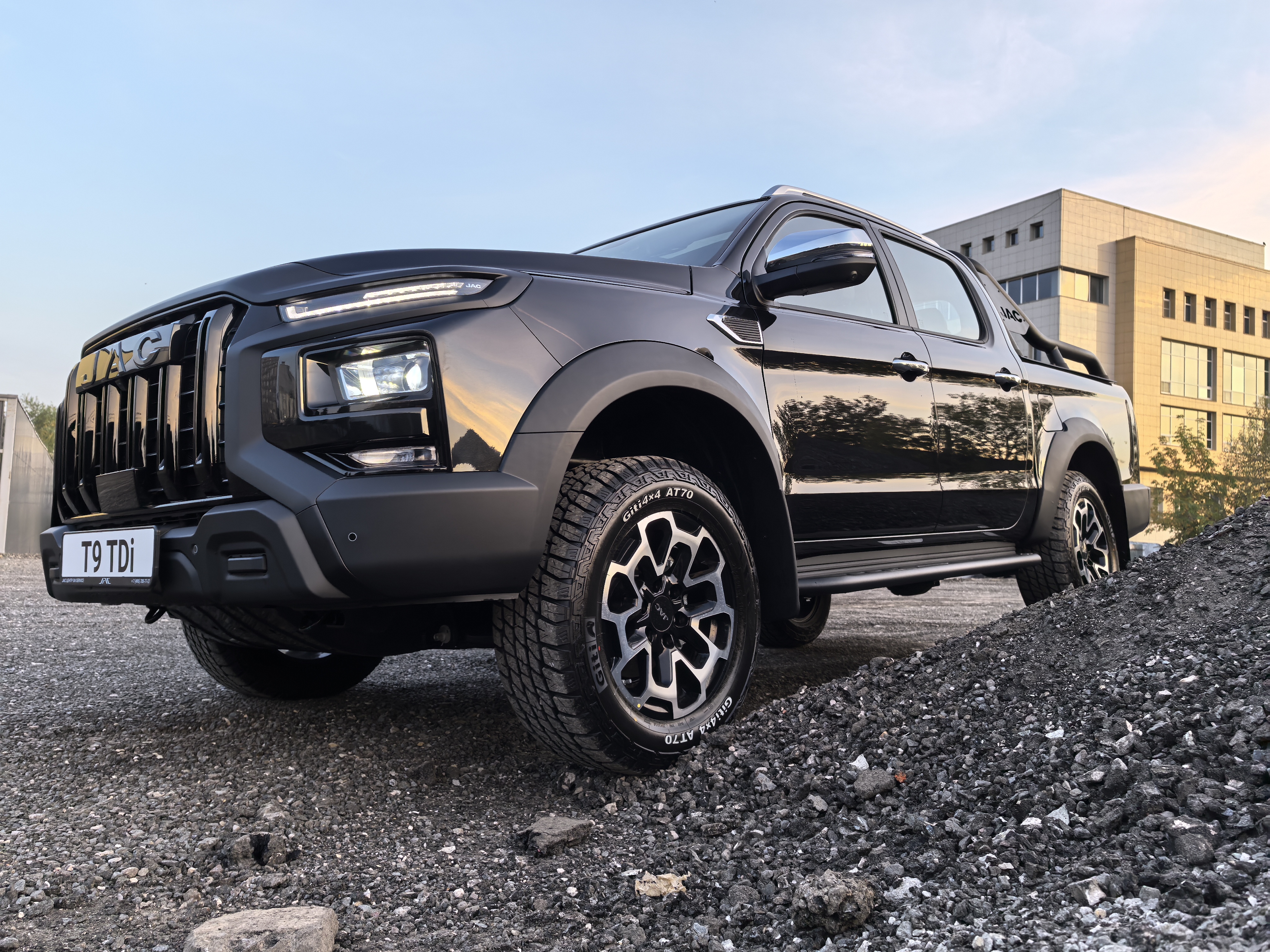 JAC T9 TDi внешний вид