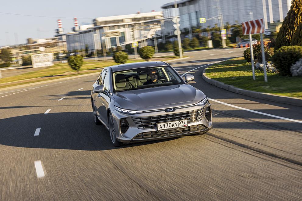 Дорога — часть жизни: BESTUNE поздравляет с Днем автомобилиста 