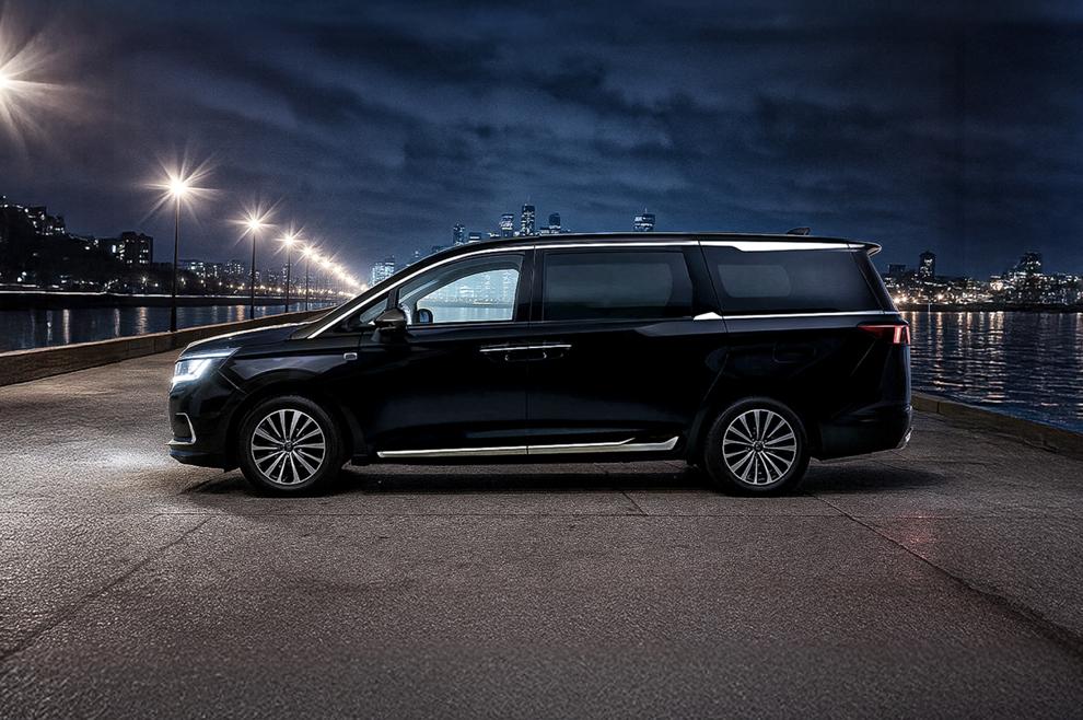 JAC готовится к запуску своего первого минивэна RF8