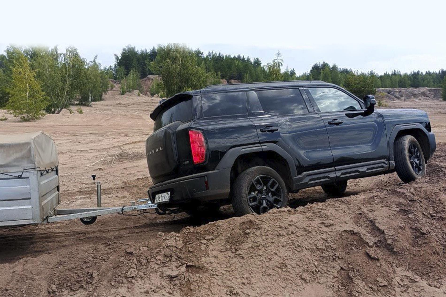 Кроссовер повышенной проходимости HAVAL H3 с фаркопом прошел испытание на российских дорогах 