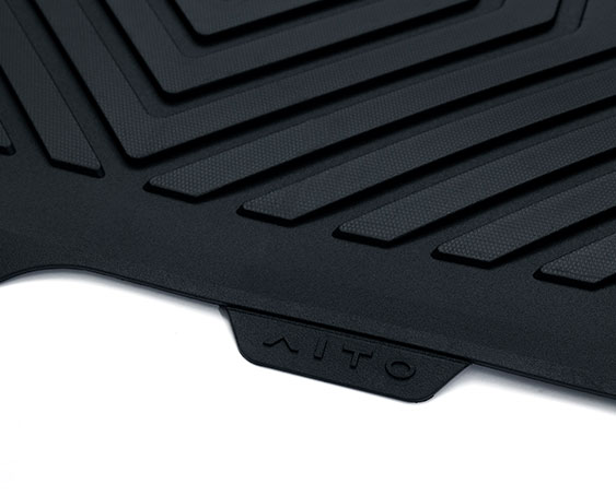 Коврики в салон 6-местного AITO M7. Цвет: чёрный