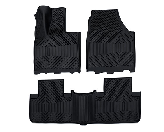 Коврики в салон 5-местного AITO M7. Материал: TPE. Цвет: коричневый