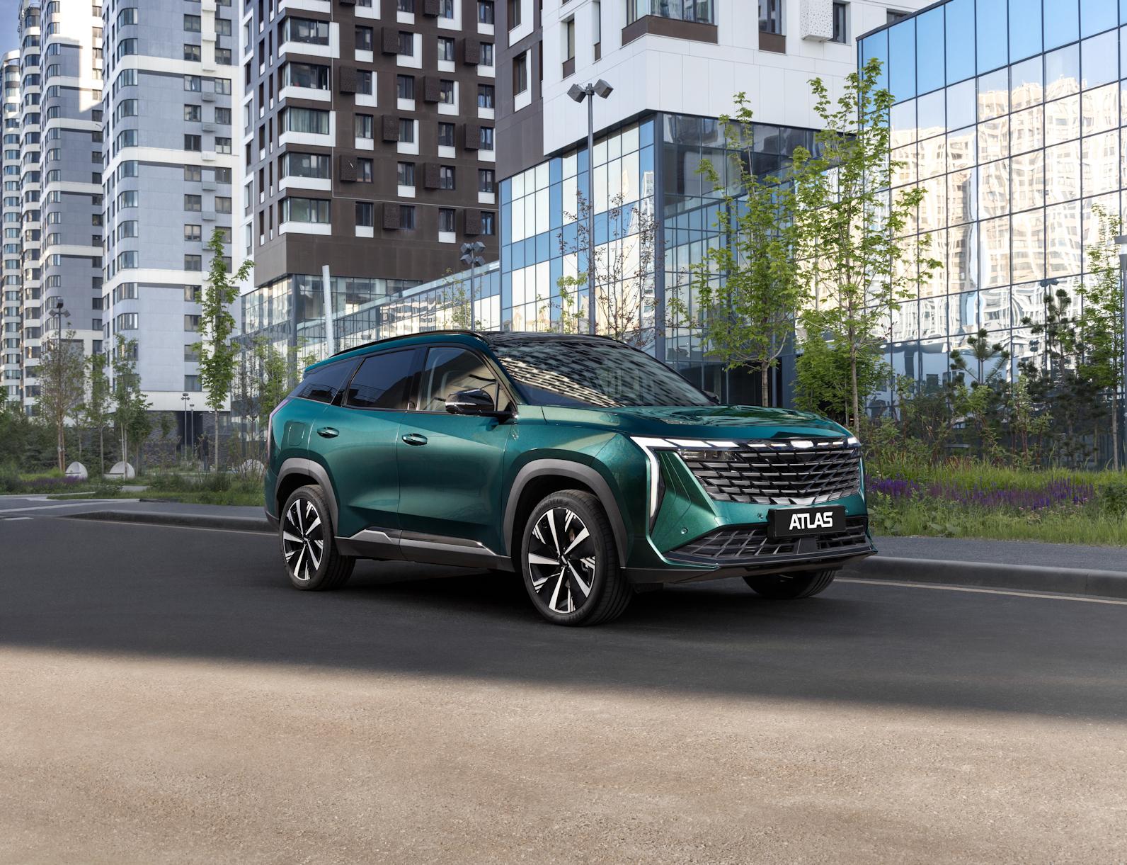 Geely Monjaro и Geely Atlas удерживают лидирующие позиции в сегменте бензиновых кроссоверов на рынке Китая