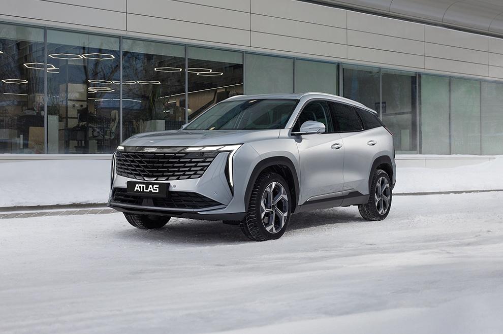 Компания Geely представляет новую переднеприводную версию среднеразмерного кроссовера Geely Atlas в России