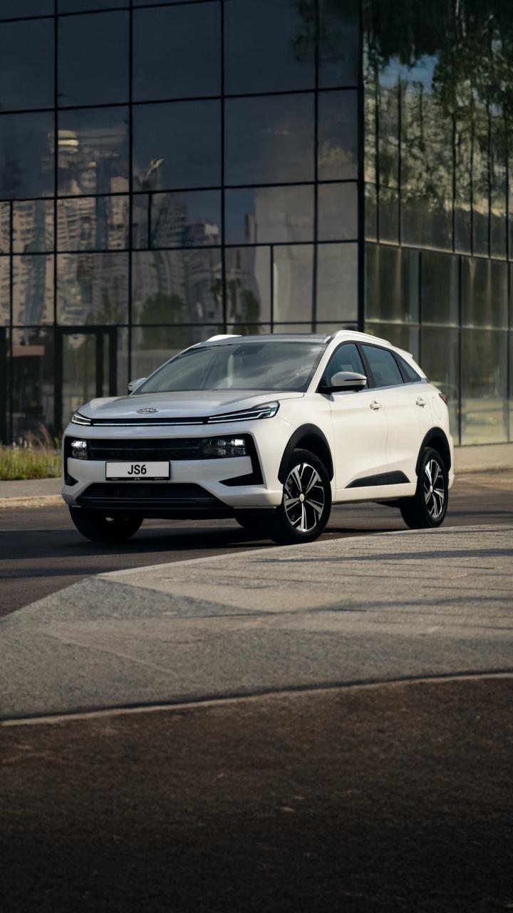 <b>JAC JS6</b></br>Технологии и стиль