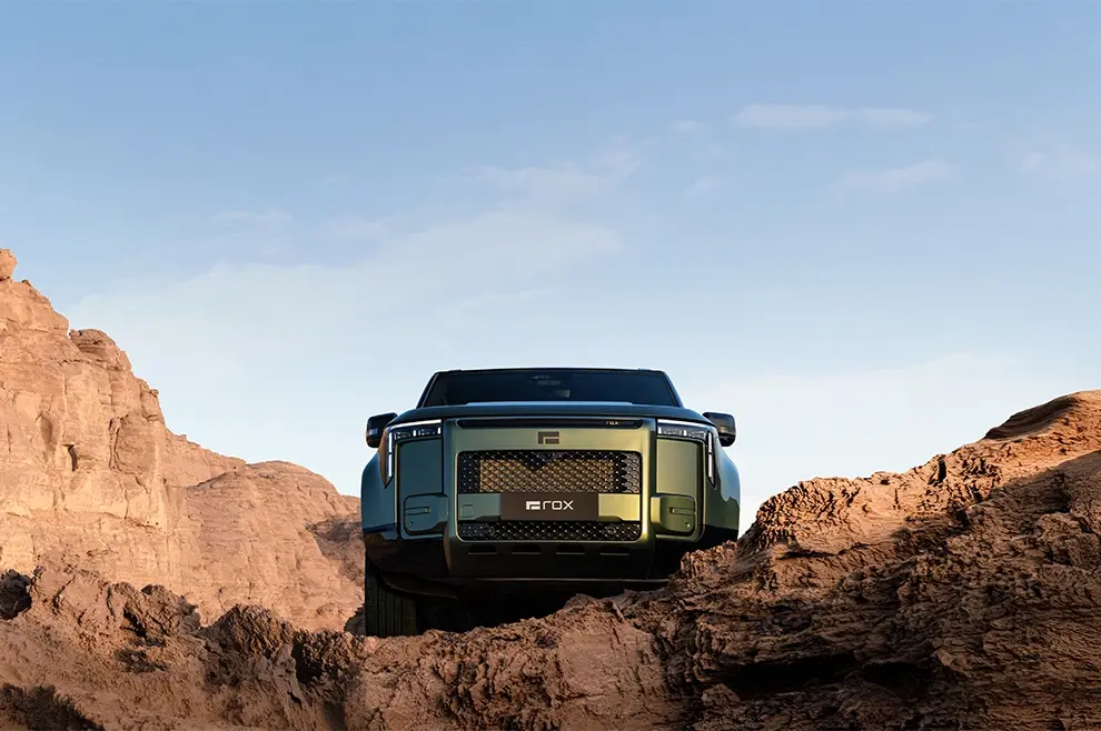 Кавказ вдохновил дизайнеров ROX Motor на создание специального цвета «Горный зелёный»