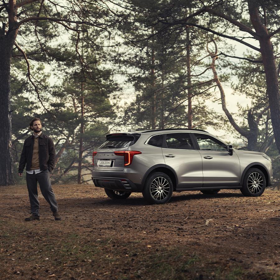 Управляйте автомобилем с помощью телематических сервисов GWM Connection**