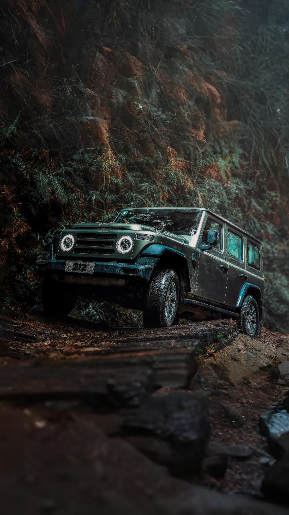 T01 Adventurer RUS