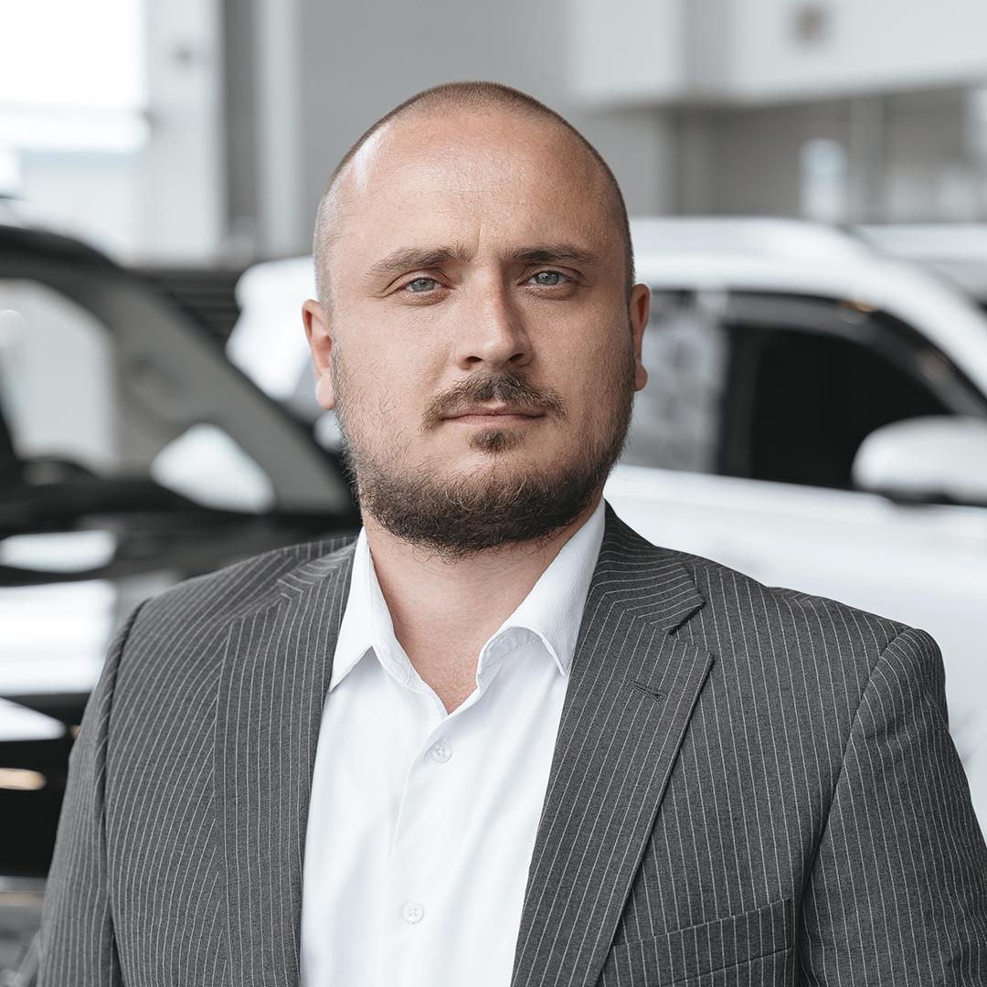Дмитрий Уткин