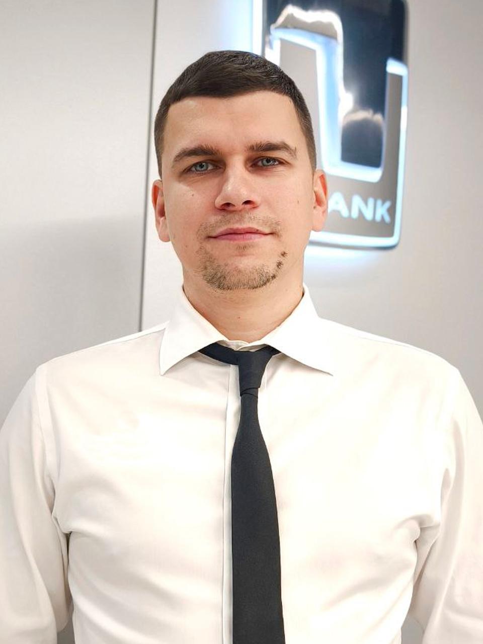 Алексей Тарасов