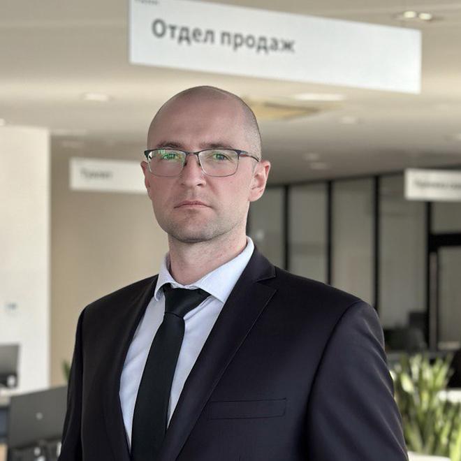 Роман Милованов