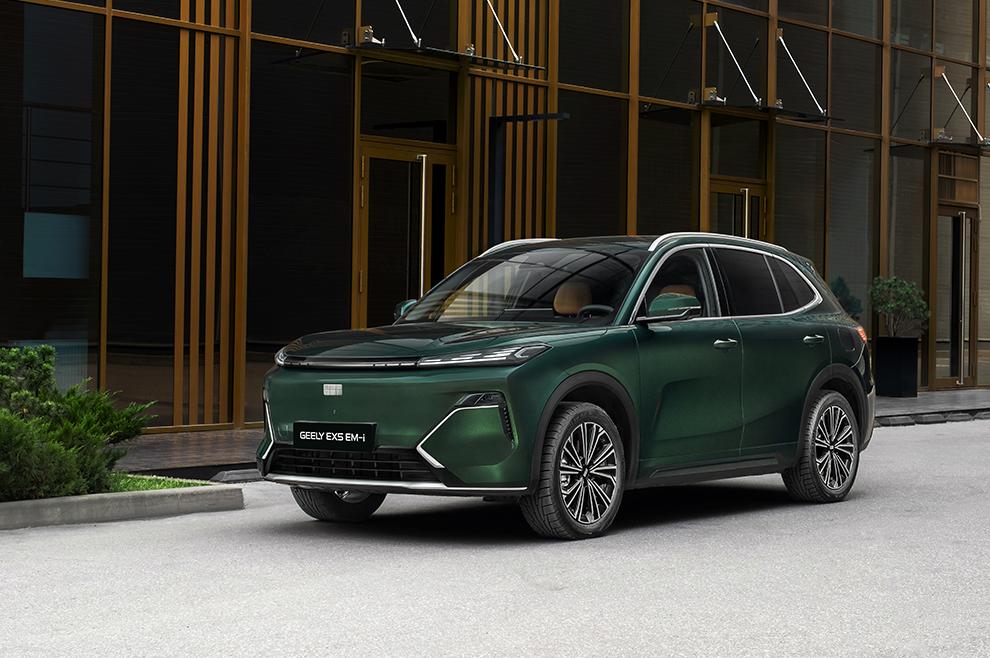 Geely EX5 EM-i укрепляет лидерство среди гибридов на российском рынке по итогам июля