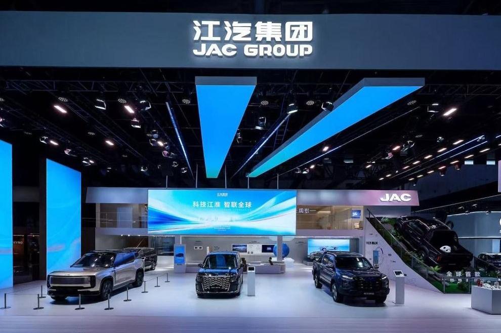JAC Group представила флагманские новинки на автосалоне в Чэнду