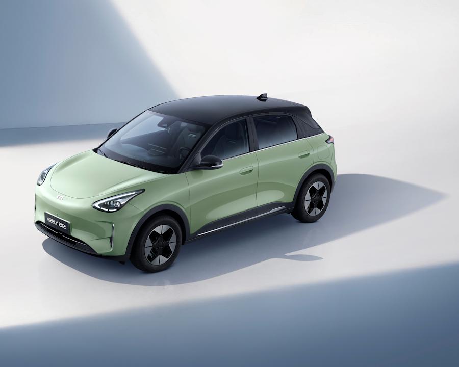 Geely готовит к выходу на российский рынок новый электромобиль Geely EX2